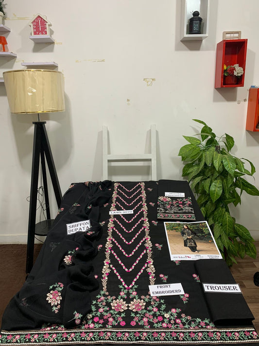 Lawn here Eid collection
3pc suit
Brand name: Labees