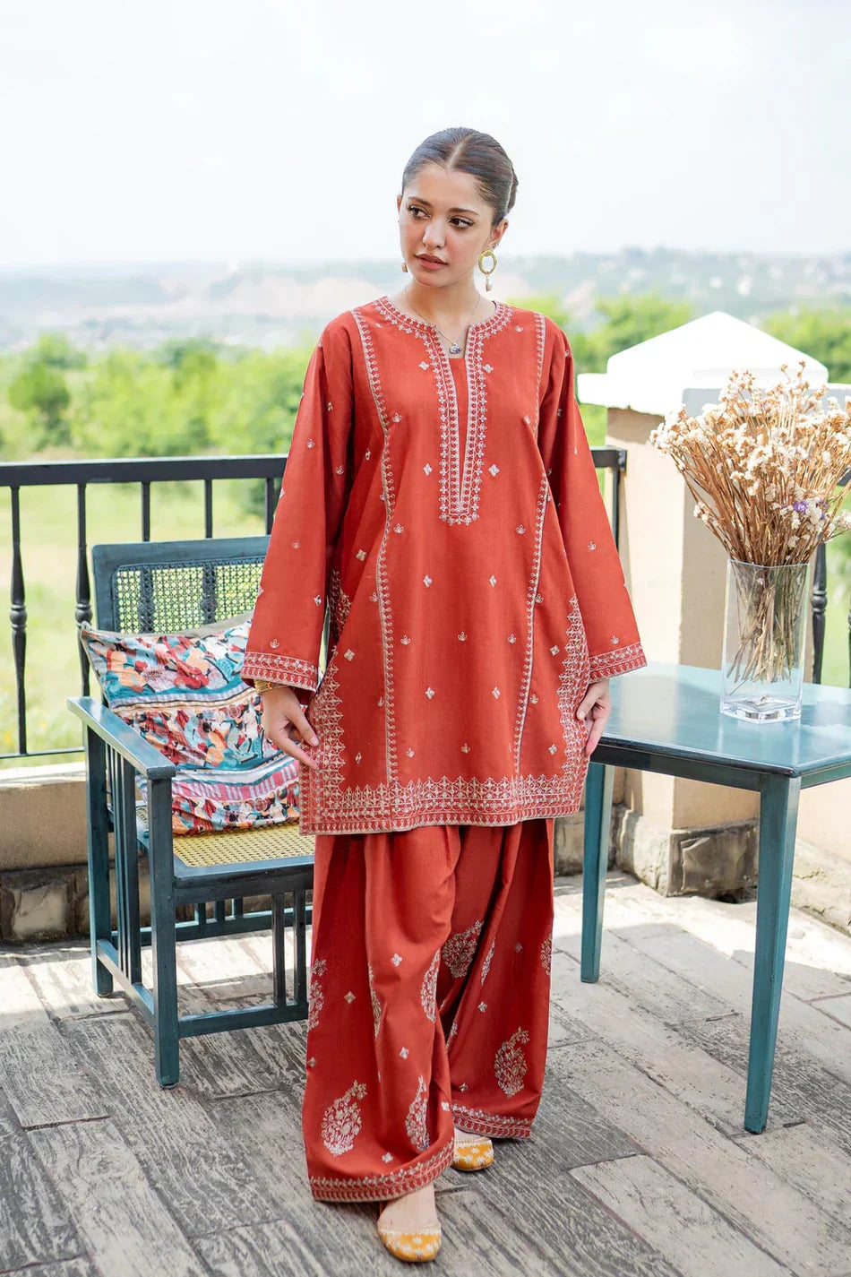 URGE 2-Piece Embroidered Lawn Suit |