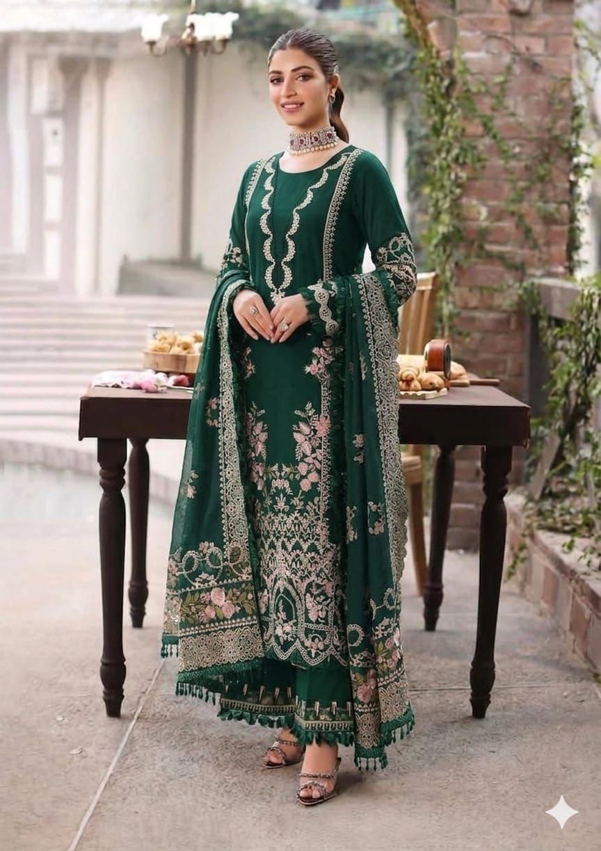 🎊BRAND NAME* KAHF

_WEAR BY THE GORGEOUS ACTRESS_ *KINZA HASHMI🎊